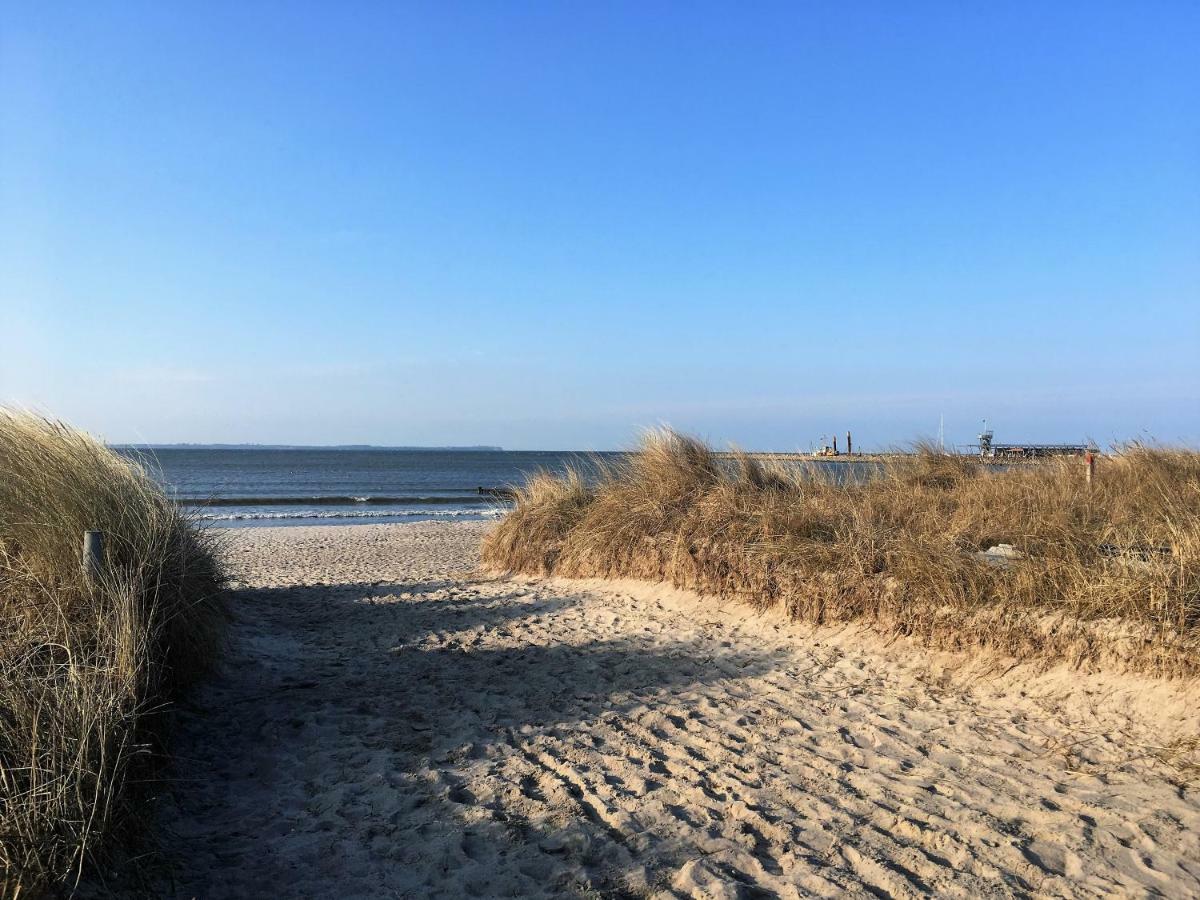 Fewo Am Strand Glowe Buitenkant foto