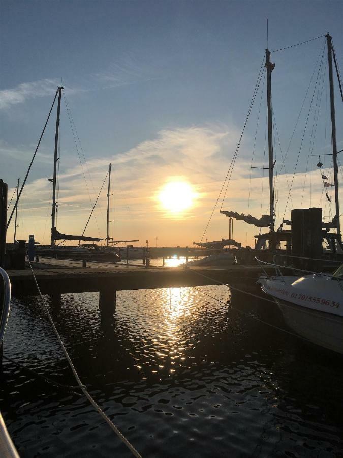 Fewo Am Strand Glowe Buitenkant foto
